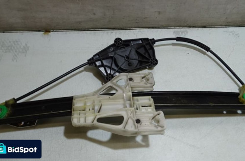 PODNOŚNIK SZYB LEWY TYŁ AUDI A4 B8 2.0TDI 8K0839461