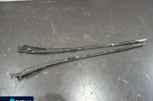 RENAULT VEL SATIS LIFT LISTWA SZYBY LEWA PRAWA PRZÓD 8200012941 8200012940