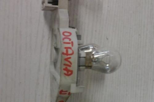 LISTWA ŻARÓWKOWA LEWA SKODA OCTAVIA II KOMBI