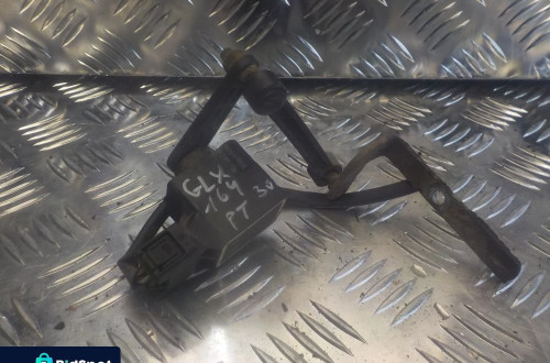 MERCEDES GL X164 LIFT CZUJNIK POZIOMOWANIA XENONÓW A0105427717