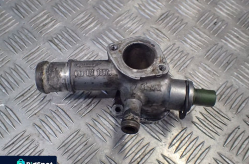 OBUDOWA TERMOSTATU VW 1,9 TDI AWX 038121133A RADOM