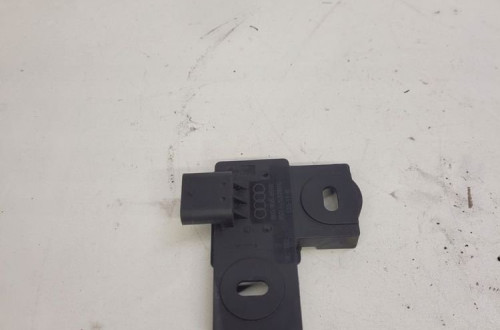 CZUJNIK POZIOMU PALIWA AUDI A8 D4 TFSI 8K0906651B