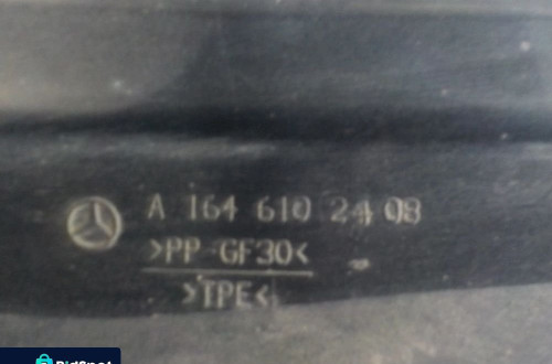 MERCEDES GL X164 OSŁONA PODWOZIA PRAWY TYŁ