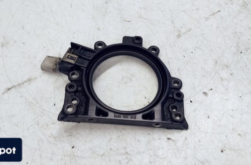 OBUDOWA USZCZELNIACZ WAŁU AUDI 1.9 2.0 045103173