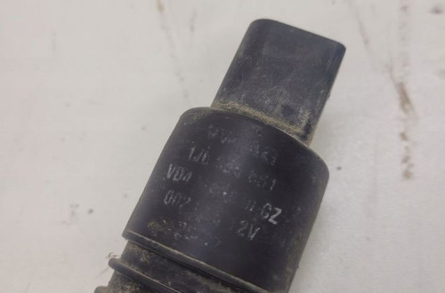POMPKA SPRYSKIWACZY AUDI VW SKODA 1J6955651