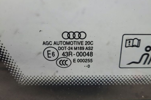 SZYBA KAROSERYJNA AUDI A4 B8 SEDAN MAT L T 2010R