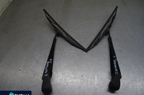 PEUGEOT PARTNER I 96-01 RAMIĘ WYCIERACZKI LEWY PRAWY TYŁ