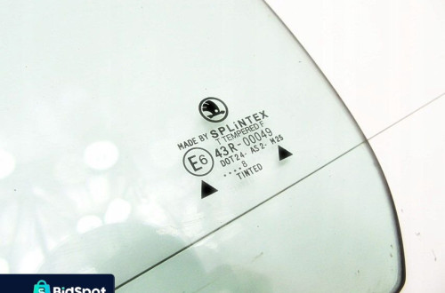 Szyba Drzwi Lewy Tył Skoda Octavia I Sedan