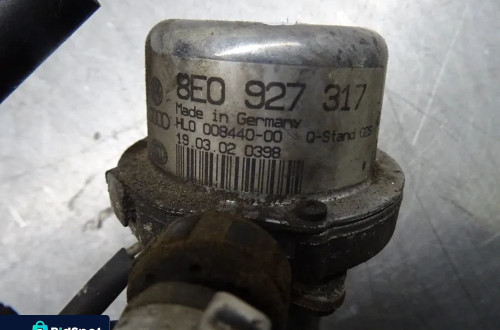 AUDI A6 C5 LIFT 01-04 3.0B POMPA HAMULCOWA 8E0927317