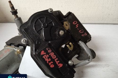 ZAMEK KLAPY TOYOTA COROLLA VERSO 04-09