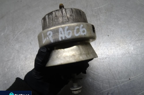 AUDI A6 C6 KOMBI 04-07 2.0T PODUSZKA SILNIKA 4F0199379C
