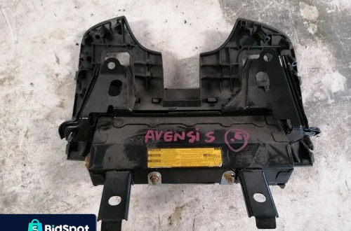 TOYOTA AVENSIS T25 05r AIRBAG PODUSZKA KOLANOWA KIEROWCY