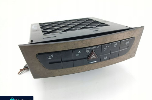ZMIENIARKA PŁYT CD MERCEDES E W211 LIFT (2006-2009)