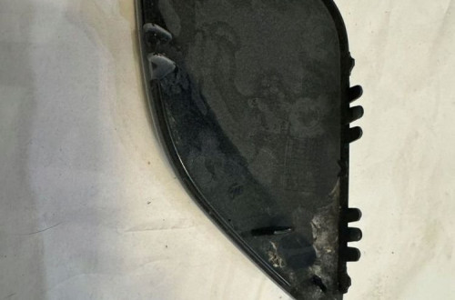 MERCEDES A-KLASA W176 13-14r.- ZAŚLEPKA HAKA ZDERZAKA PRZÓD A1768850122