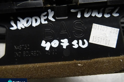 PEUGEOT 407 SW KOMBI KRATKA NAWIEWU LEWA PRAWA ŚRODKOWA