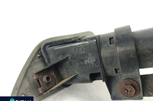 SPRYSKIWACZ LAMPY PRAWY HONDA FR-V (2005-2009) 2.2 i-CTDi 140KM 22540