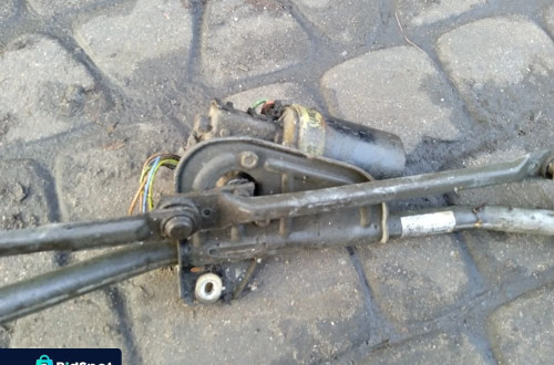 MECHANIZM WYCIERACZEK AUDI A4 B5 8D1955113