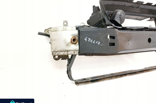 WZMOCNIENIE BELKA ZDERZAKA PRZÓD VOLVO V50 (2004-2007)