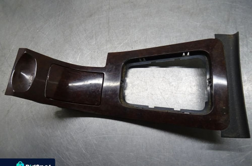 PEUGEOT 407 SW KOMBI 2.0HDI UCHWYT NA KUBKI 9683063577