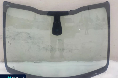 PEUGEOT 2008 SZYBA CZOŁOWA POD SENSOR