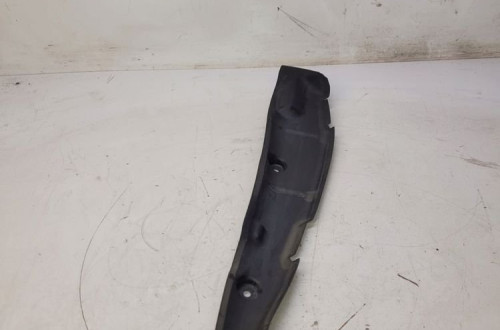 WYGŁUSZENIE BŁOTNIKA PRAWE AUDI A4 B9 8W0821112