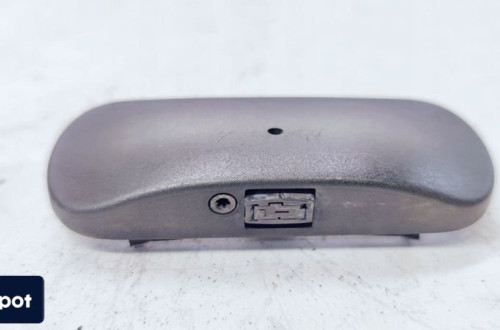 DYSZE SPRYSKIWACZY MGIEŁKI KOMPLET AUDI A1 A3 A4