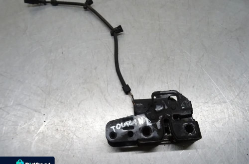 VW TOURAN I 03-05 ZAMEK MASKI