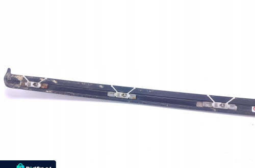 LISTWA SZYBY CZOŁOWEJ LEWA VOLVO XC60 I (2008-2013) 019-26 30784797