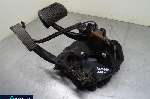 MERCEDES W168 LIFT 01-05 PEDAŁ PEDAŁY HAMULCA GAZU AUTOMAT A1682904001