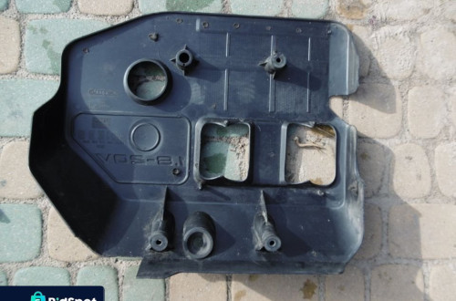 Dekiel pokrywa silnika SEAT LEON TOLEDO II