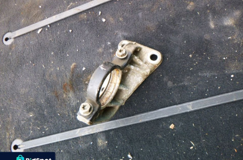 renault clio iii 1.2b podpora polosi 8200286041