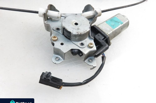 PODNOŚNIK SZYBY PRAWY PRZEDNI PATHFINDER R50