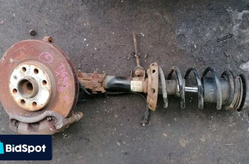 OPEL TIGRA B 1.4 16V 04r MCPERSON PRAWY PRZÓD