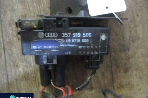 STEROWNIK WENTYLATORÓW VOLKSWAGEN AUDI 357919506