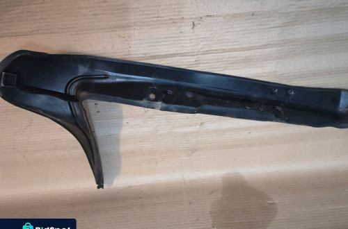WYGŁUSZENIE BŁOTNIKA AUDI A4 B8 8K0821112