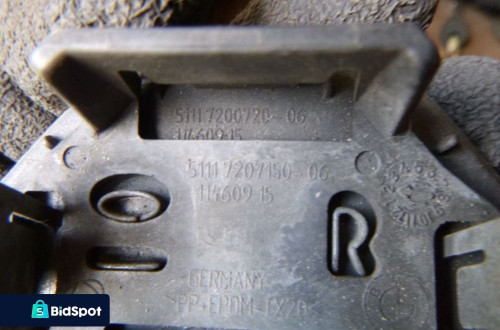 bmw f10 f11 zaslepka spryskiwacz lampy prawa 7207150