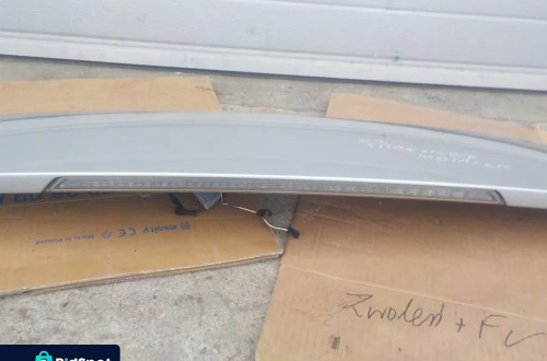 BMW X3 E83 SPOJLER LOTKA KLAPY 51713400384