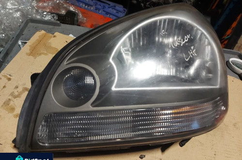 Lampa lewa przednia lewy przód Hyundai Tucson ANGLIK