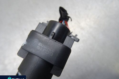 SKODA FABIA II 07-10 1.2B CZUJNIK PEDAŁU SPRZĘGŁA