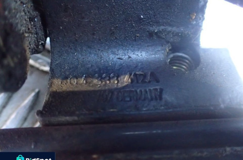 ZAWIAS DRZWI PRAWY TYŁ VW POLO IV 9N 6Q4833412A RADOM