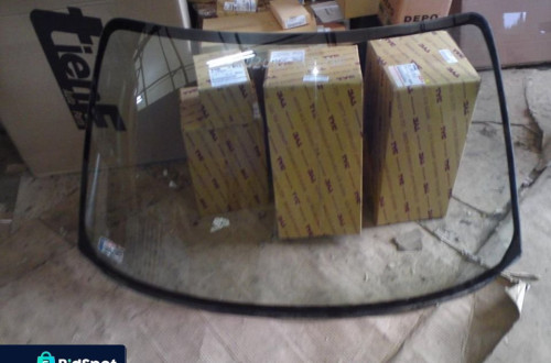 SZYBA PRZEDNIA SUZUKI BALENO