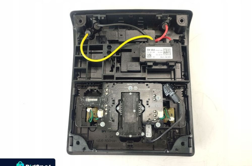 LAMPKA PODSUFITKI SKODA KAROQ LIFT (2022-) 3V9867591A