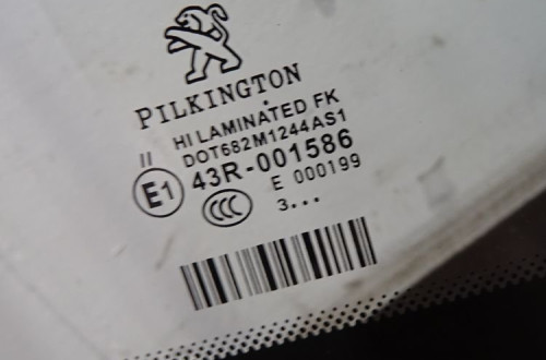 PEUGEOT 208 I 12-15 1.2B SZYBA CZOŁOWA PRZÓD PRZEDNIA SENSOR