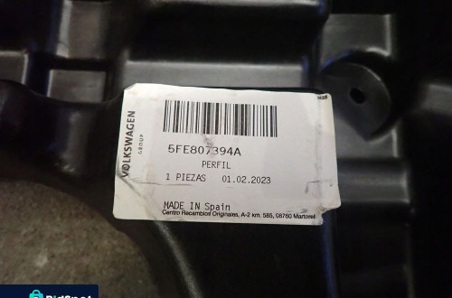 Ślizg zderzaka prawy tył SEAT LEON IV 2020- 5FE807394A
