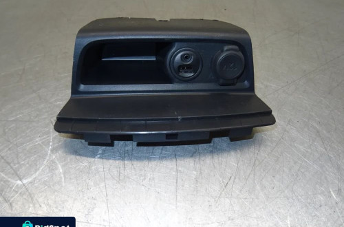 PEUGEOT 208 I 12-15 1.2B SCHOWEK GNIAZDO AUX USB ZAPALNICZKA 9674655277TR