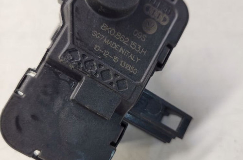SIŁOWNIK KLAPKI PALIWA AUDI A4 A5 A6 Q5 8K0862153H