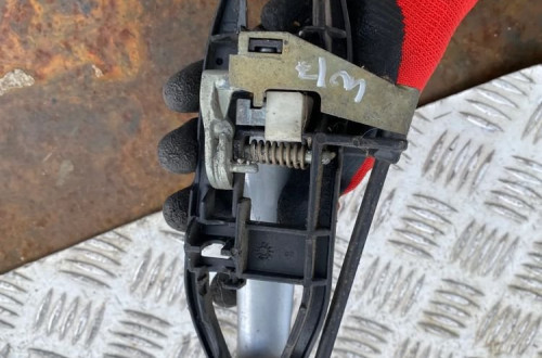 bmw e46 lift klamka zewnetrzna lewy przód przednia lewa 8253453