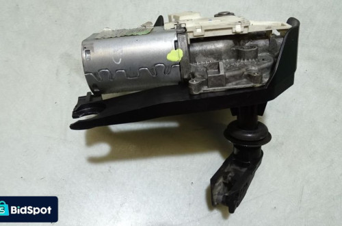 SILNICZEK WYCIERACZKI TYLNEJ CITROEN C3 II 1.4HDI