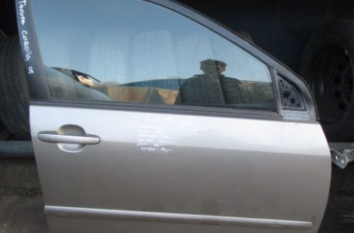 ZAWIAS DRZWI TOYOTA COROLLA E12 HB PRAWY PRZÓD