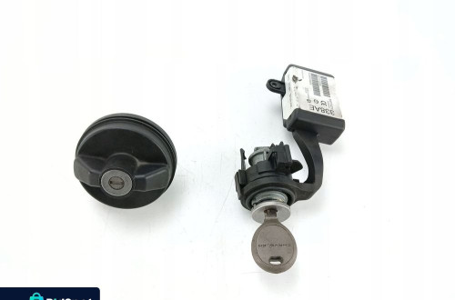 STACYJKA KLUCZYK CHRYSLER VOYAGER IV 4 LIFT (2004-2008) P04727338AE